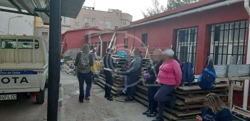 El personal de convenio adscrito a Playas, en paro (Foto TA)